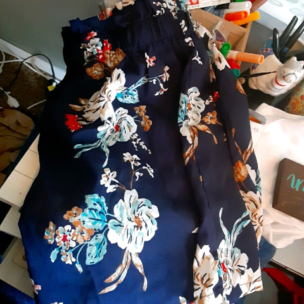 Stretchy shear shorts